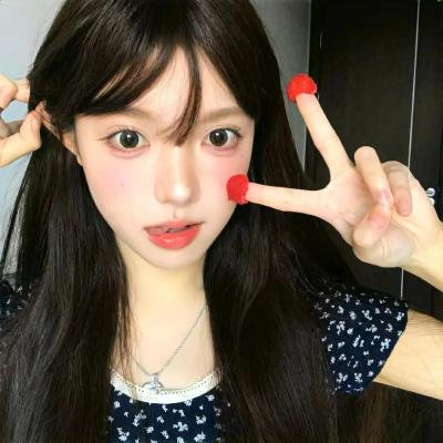 迎风而立的狮子 海报